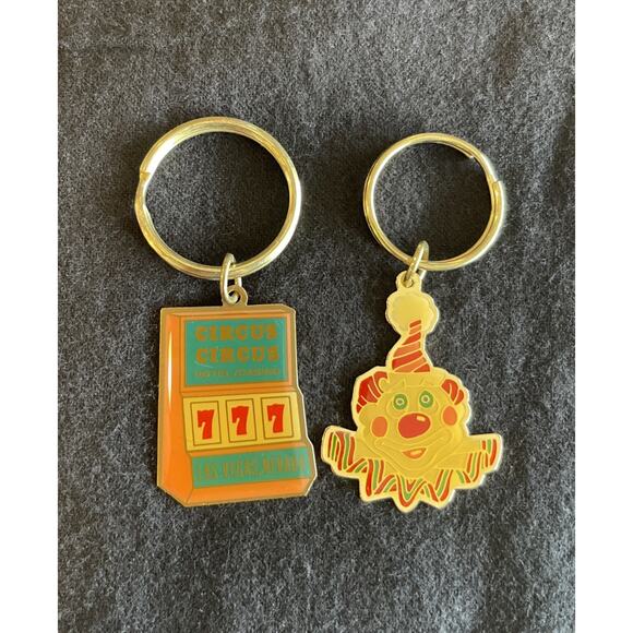 Vintage Circus Circus Keychain Lot Las Vegas Hotel Casino Clown - Picture 1 of 5